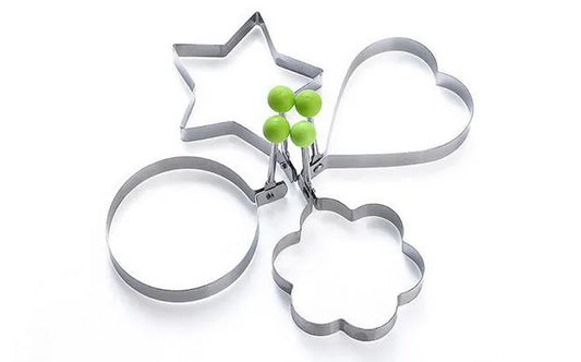 Pack of 4 Egg Shaper Kitchen Tools Star